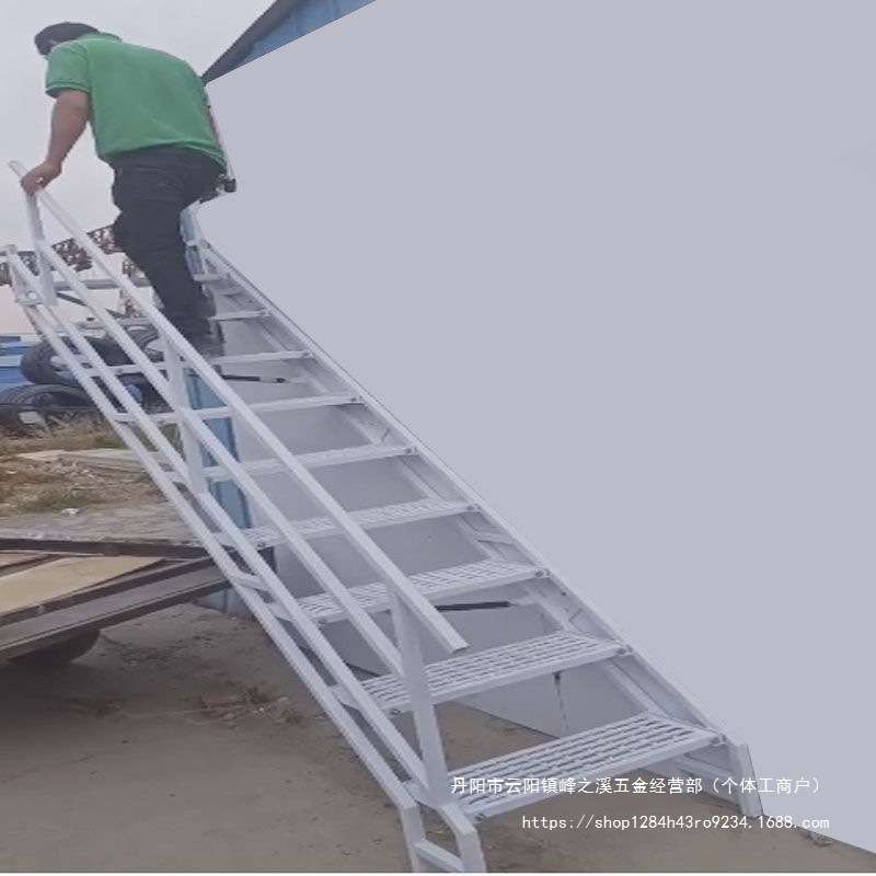阁楼隔层靠墙折叠楼梯复式楼梯侧面铁拳楼梯室内外折叠楼梯