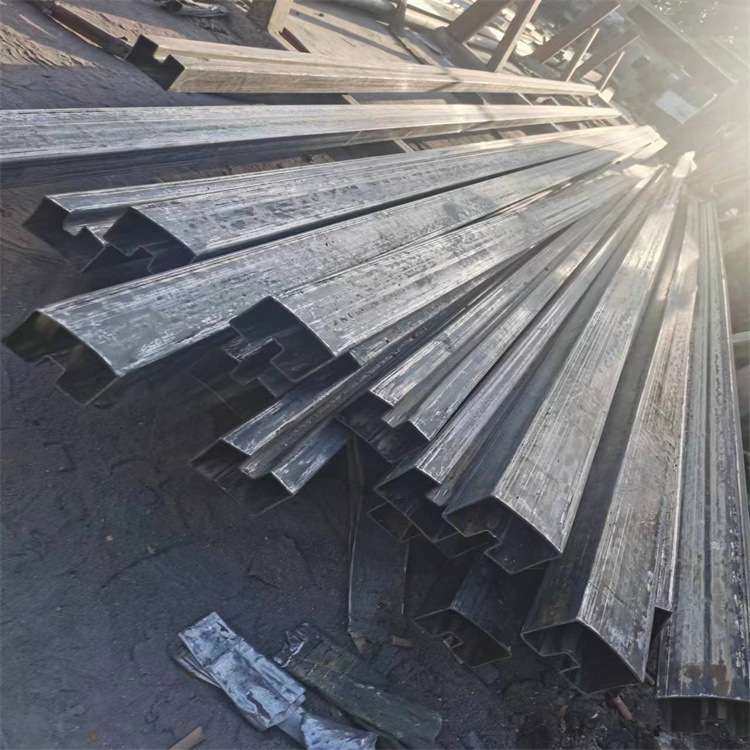 凹槽管 镀锌材质凹槽管  规格齐全 质量保障 量大从优,3C数码配件,USB灯,淘宝优惠券,粉丝福利购,淘宝优惠卷