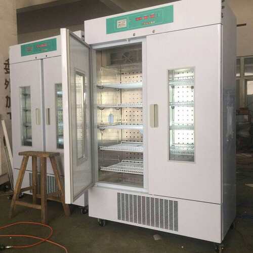 HWS-1000恒温恒湿培养箱 ，恒温恒湿箱， 数显恒温恒湿箱，恒温箱