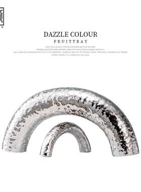 现代轻奢电镀银色白色拱桥状抽象样板房家居软装饰品酒店极简摆件