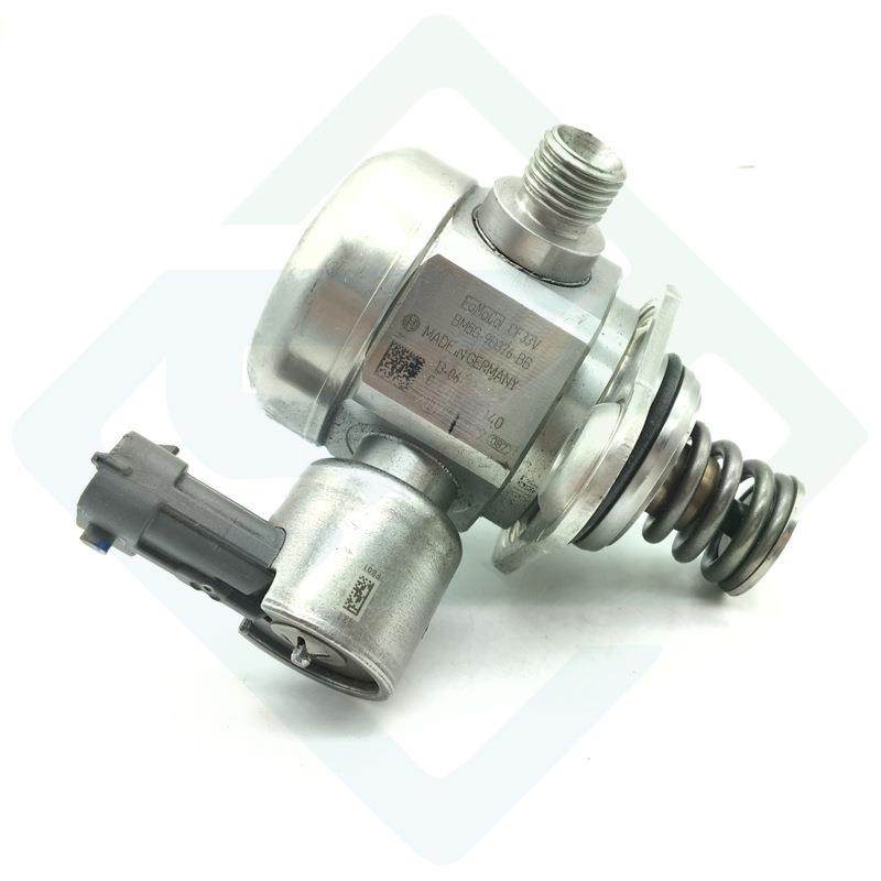 适用沃尔沃V70 V60V40S80S60发动机1.6T高压燃油泵 31359703