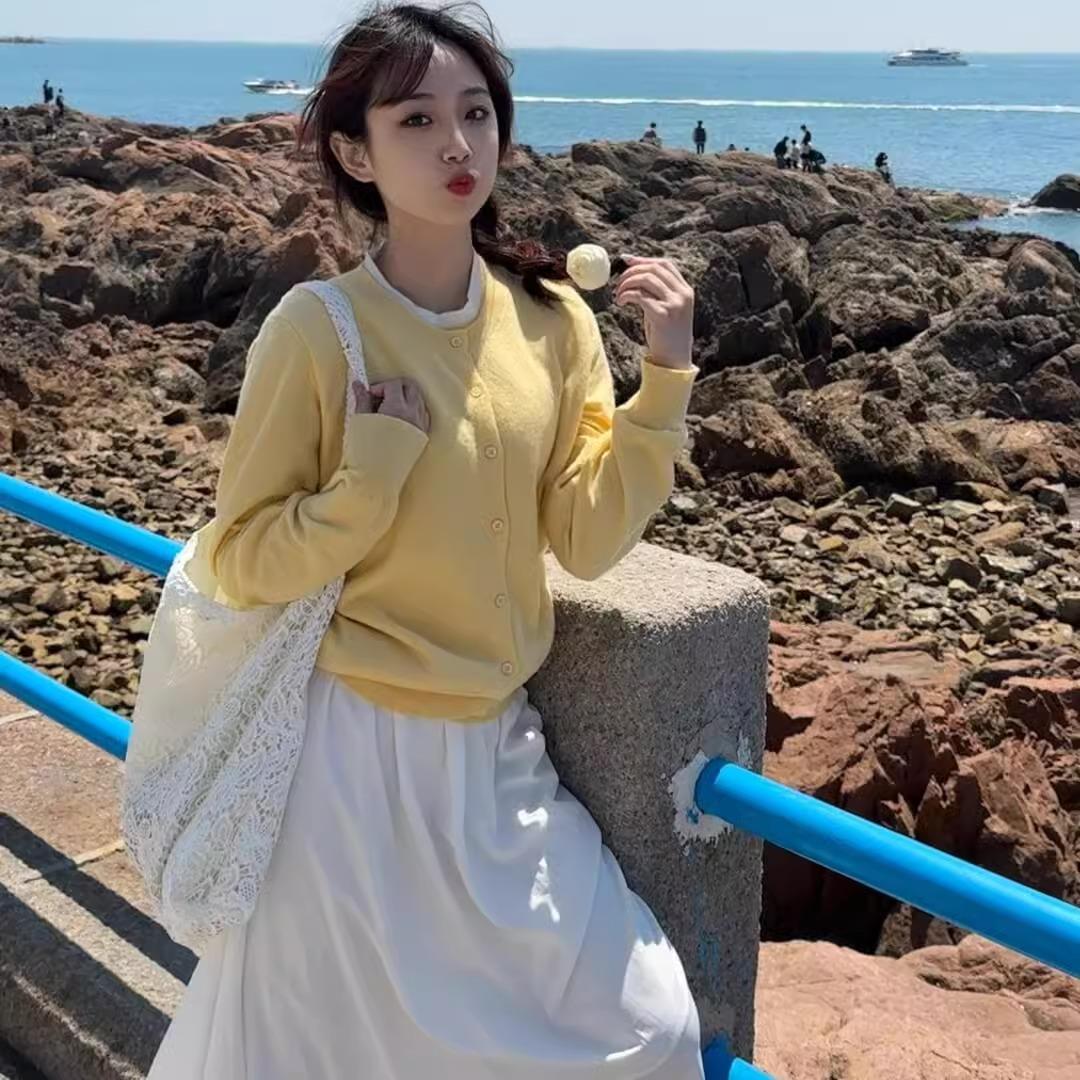 韩系2025新款假两件针织开衫女春秋季长袖软糯奶黄色毛衣外套上衣