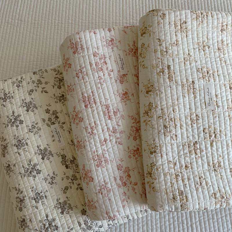 法式双面全棉小碎花床盖三件套绗缝夹棉花边榻榻米床单四季可用++,电子元器件市场,其它元器件,淘宝优惠券,粉丝福利购,淘宝优惠卷