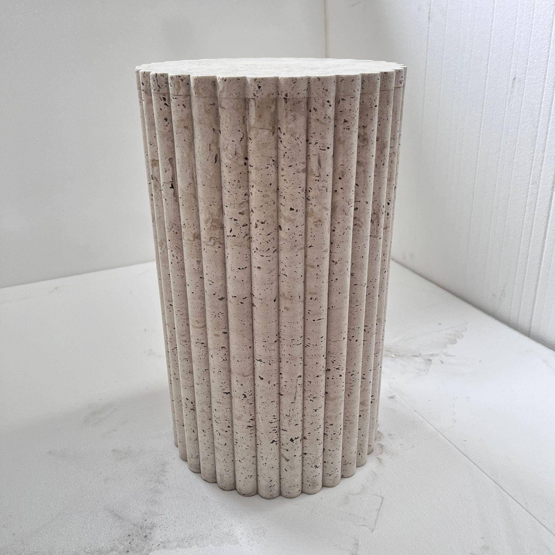 轻奢客厅月光米黄牛鼻边圆柱桌卧室边几床头柜小桌子现代简约茶几