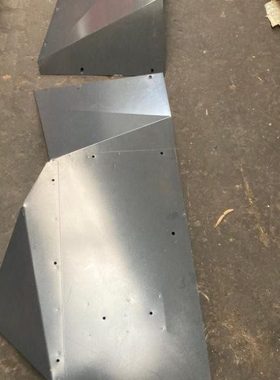 久保田588IG割台右穗 上 下 护板  灰色 国产 欢迎大家购买