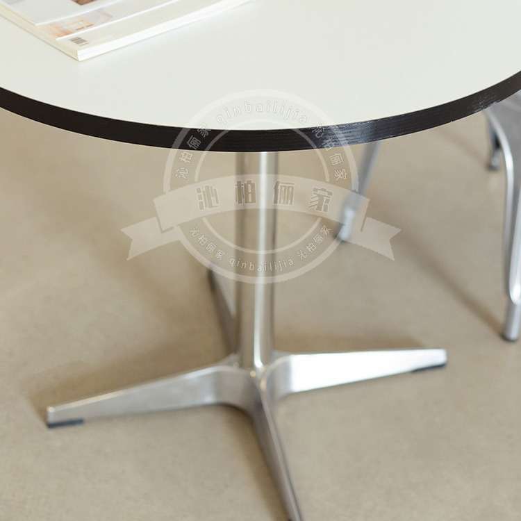伊姆斯办公桌中古餐桌小居室圆桌直脚会议桌办公室洽谈桌不锈钢