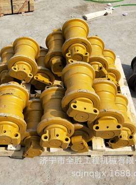 D85ESS-2推土机支重轮14X-30-00084 14X-30-00093