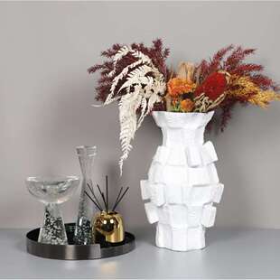 轻奢家居极简民宿装饰装修哑光树脂设计异形花器艺术摆件软装搭配