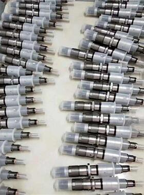 6156-11-3300喷油器3095773 095000-1211095000-0809电装喷油嘴