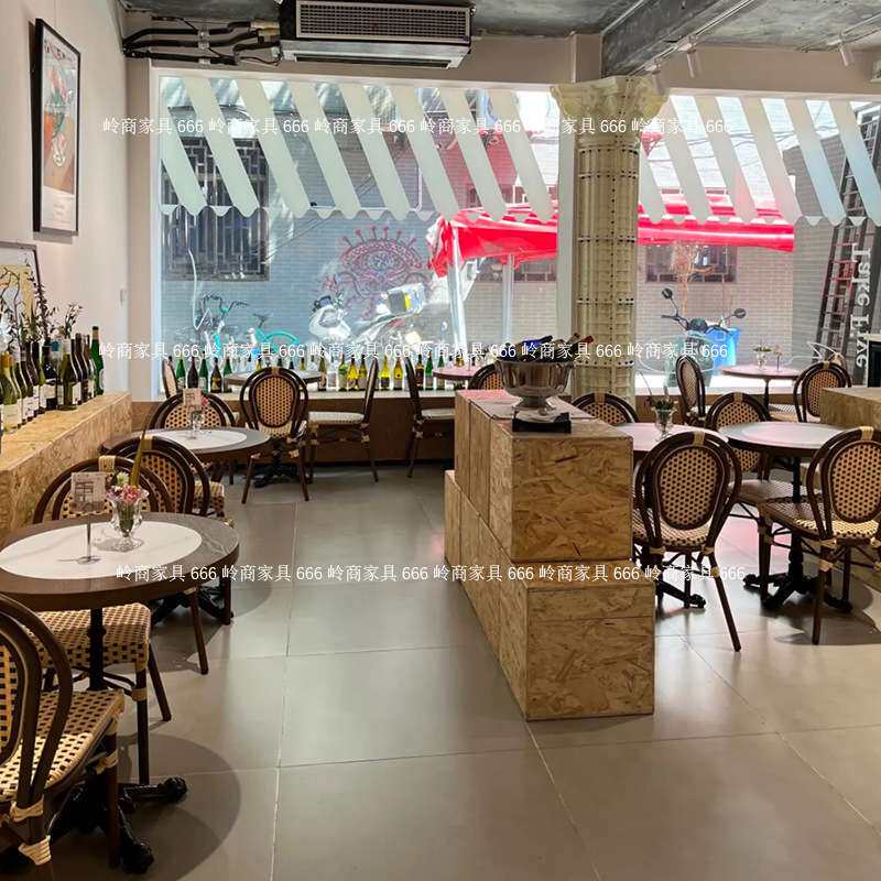 美式网红复古风咖啡厅酒吧实木岩板餐桌椅组合蛋糕烘焙甜品店圆桌