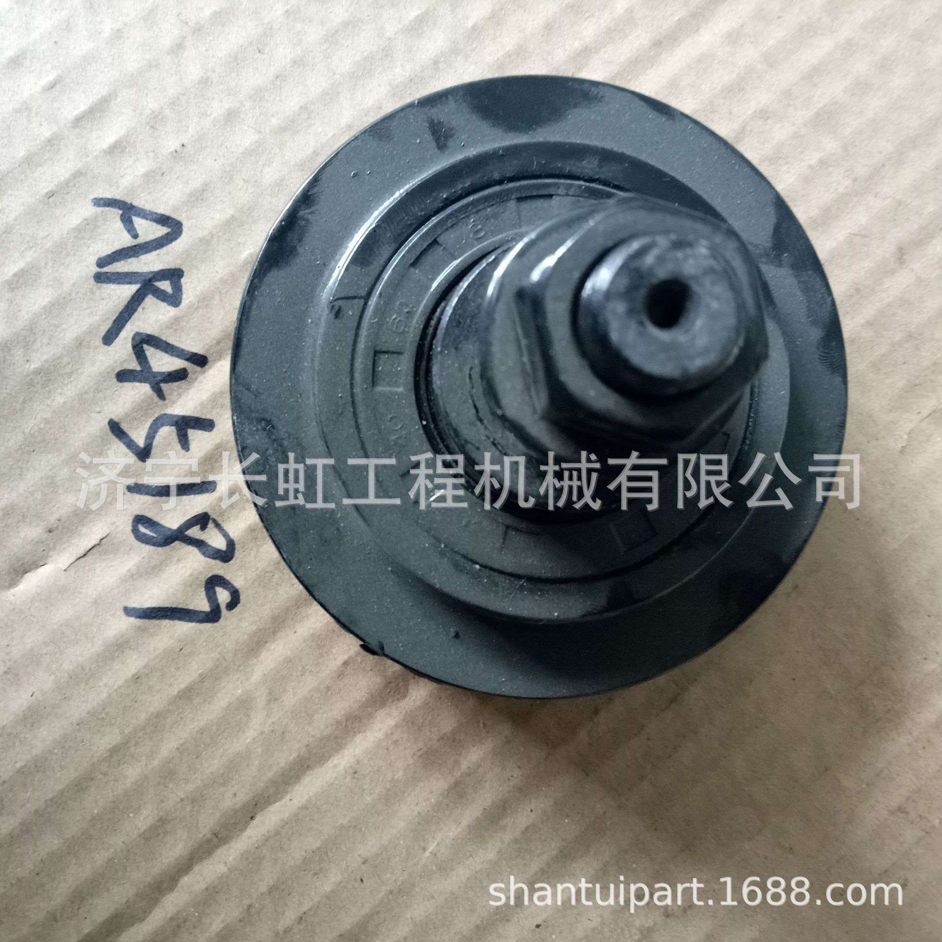 原厂直供康明斯发动机NT855-C360配件 水泵张紧轮AR45189