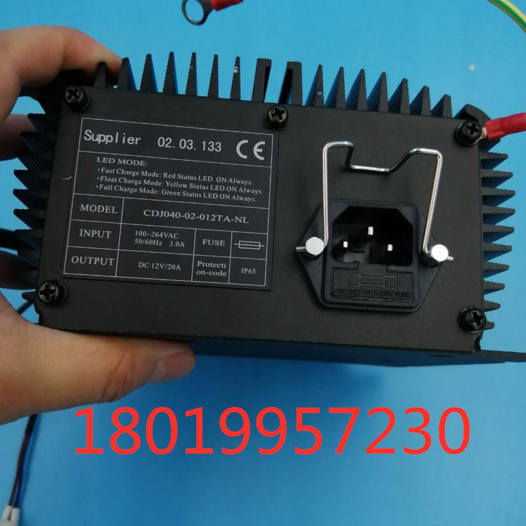 CDA  12-22000L-J充电器A 半电动叉车-电动充电机12V内置T040N