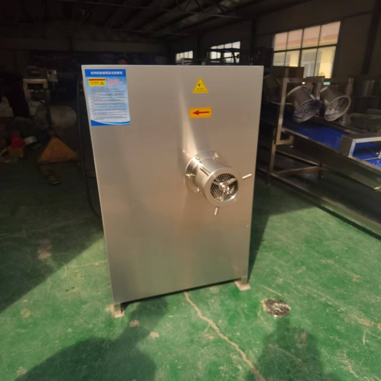 立式鸡鸭肉绞碎设备灌肠丸子馅料 商用冻鸡背带骨绞肉机