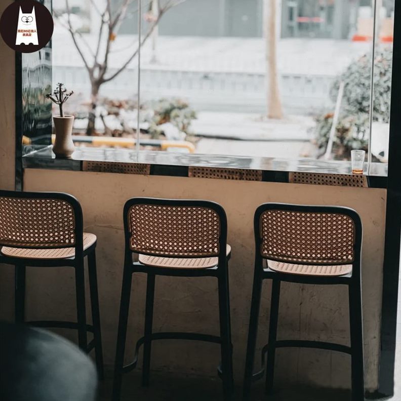 古风塑料家用店岛高脚凳台椅子网红侘寂高脚椅仿藤编吧台椅咖啡中