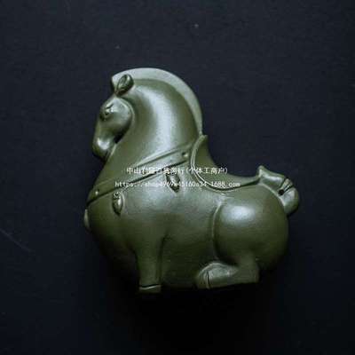 紫砂绿马唐马茶宠可养手工生肖马马到功成茶桌台