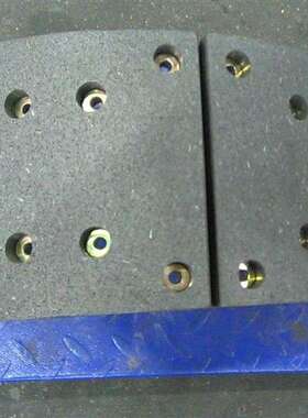 重汽曼MCY11制动蹄总成 AZ9761450201