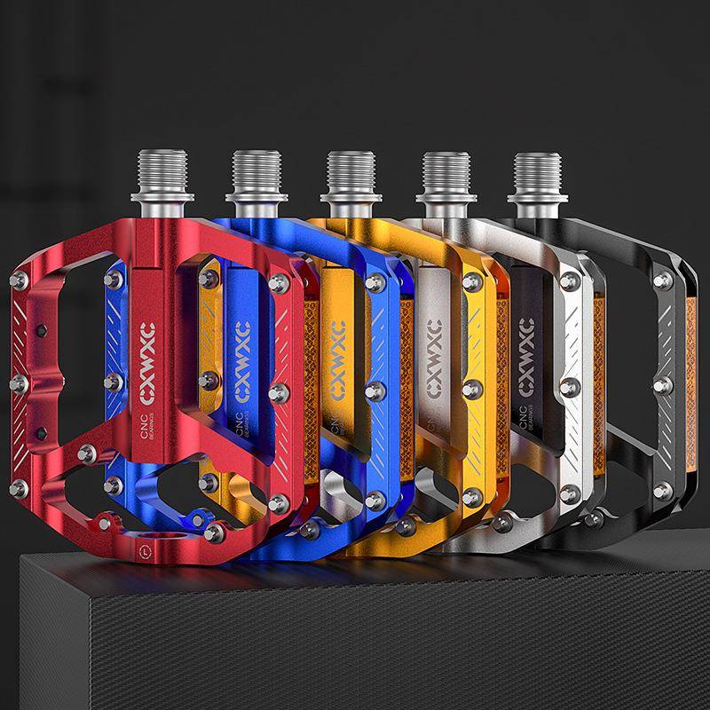 自行车脚踏骑行脚蹬 山地公路车平踏铝合金踏板带反光片骑行用品