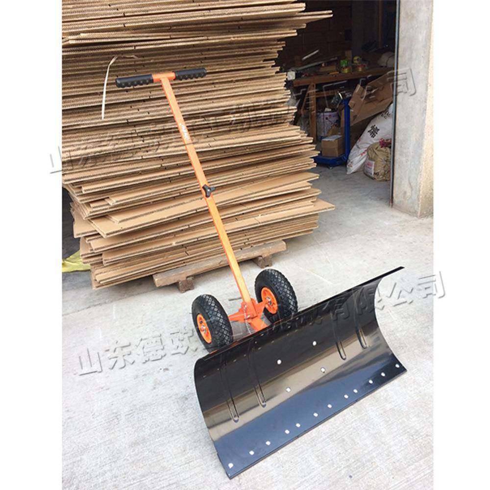 冬季市政道路堆雪铲 手推式雪地铲雪板 小区物业加厚轮式铲雪锹
