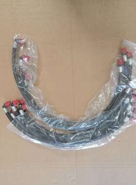 挖掘机PC200/210/220/240/270-8MO滤芯到柴油泵快接柴油管