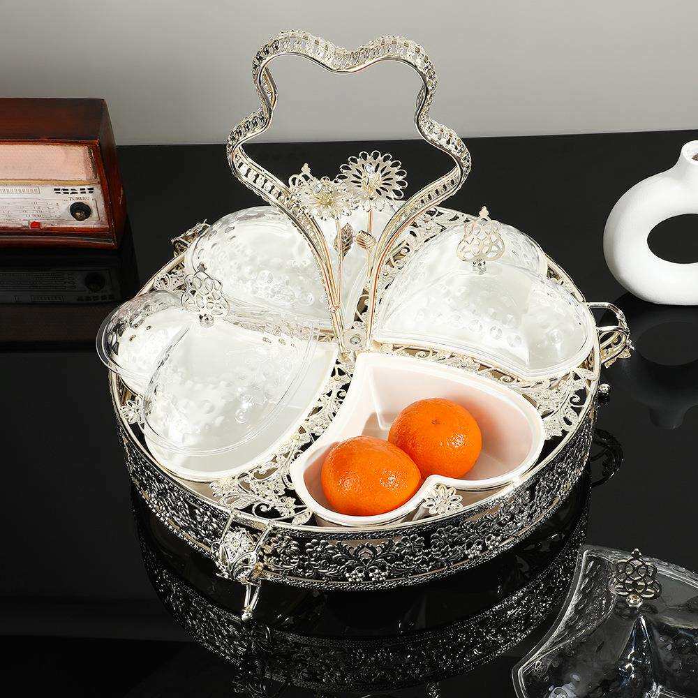 盘家用客厅银色水果盘茶几网红创意时尚铁艺四格心形带盖干果盒