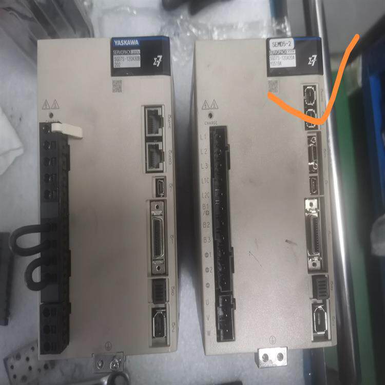 SGD7S-120A00A驱动SGD7S-120A30B202SGD7S-1R6A20A SGM7J-04AFC6E