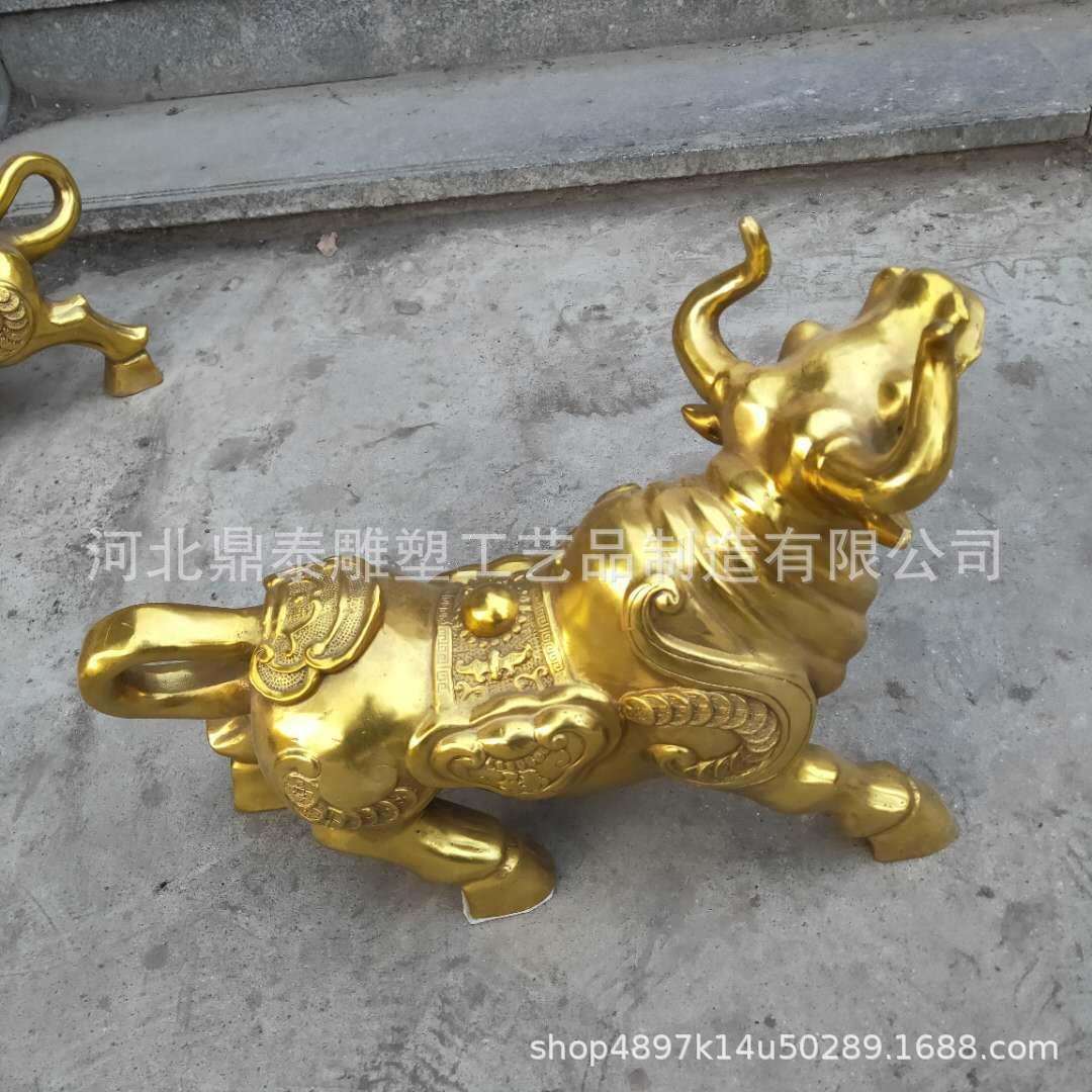 铜牛摆件铜华尔街牛耕地牛纯铜牛工艺品装饰办公桌室客厅摆件来图