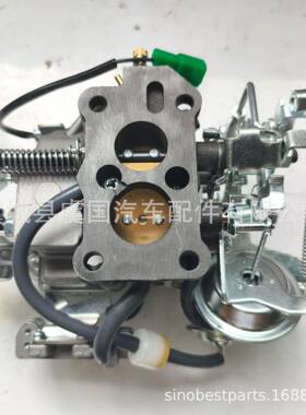 化油器 13220-83001 1322083001 13200-81C10