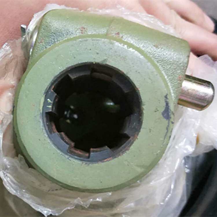 现货供应 广角 纽荷兰7220割草机传动轴  零售 打捆机 配件全