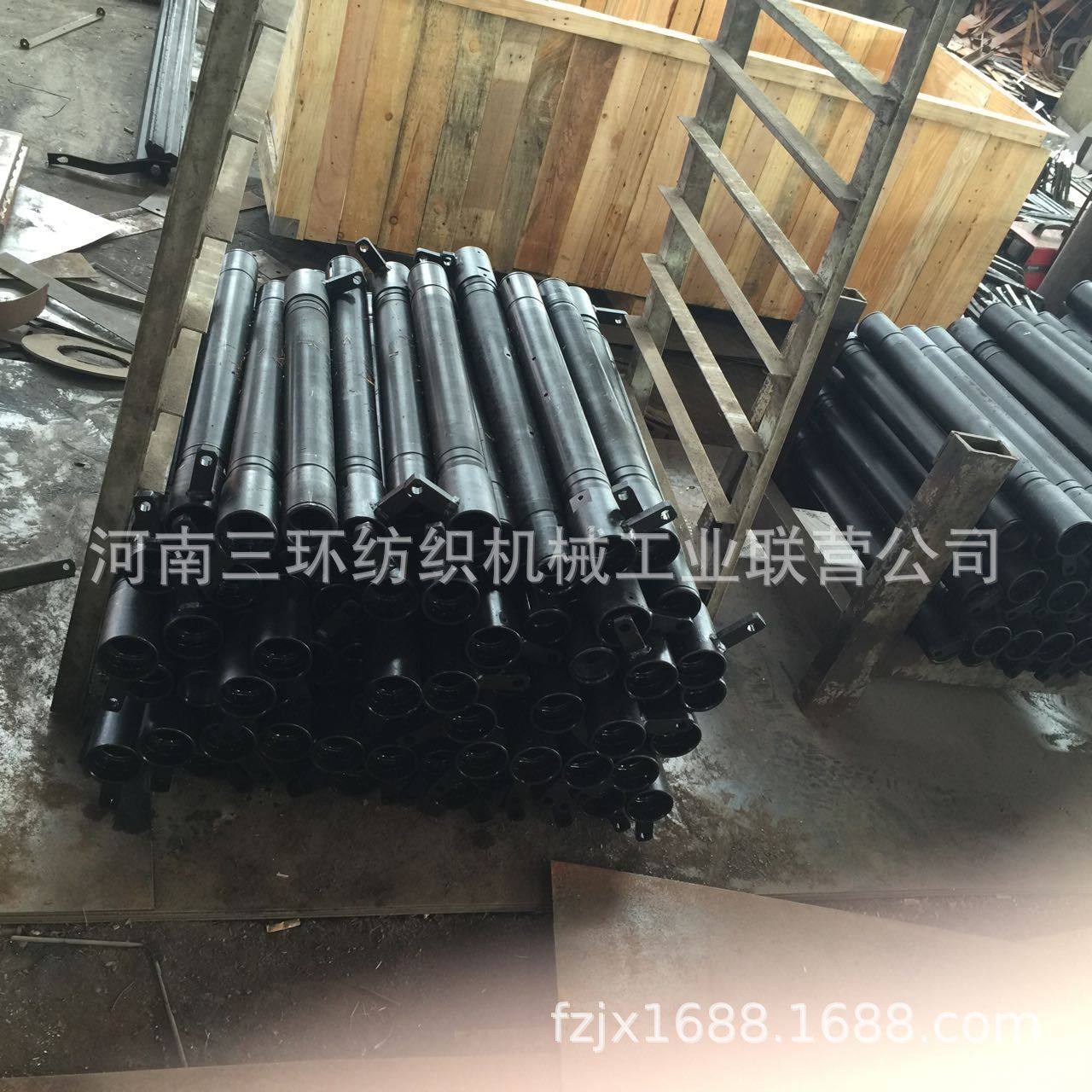 ZFA211A-4600-1 梳棉机摆动管结合件(带轴)  Swing Pipe  Sub-Ass
