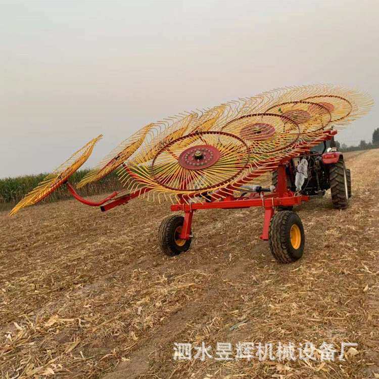 拖拉机后牵引圆盘搂草机 全液压升降指盘式搂草机农业牧草搂拾机
