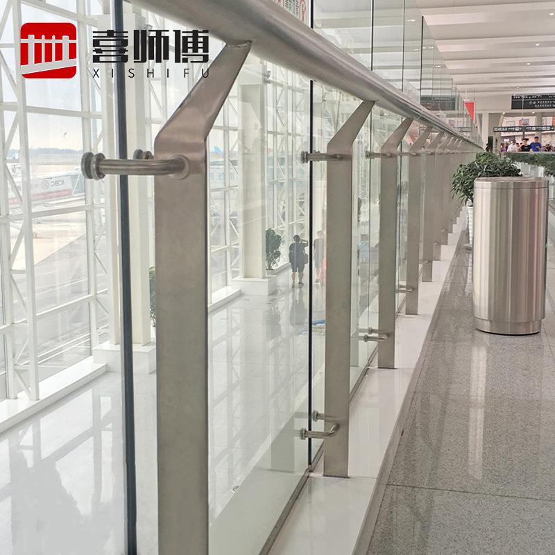 304不锈钢焊接拼板烤漆工程立柱栏杆别墅室内楼梯扶手玻璃木楼梯