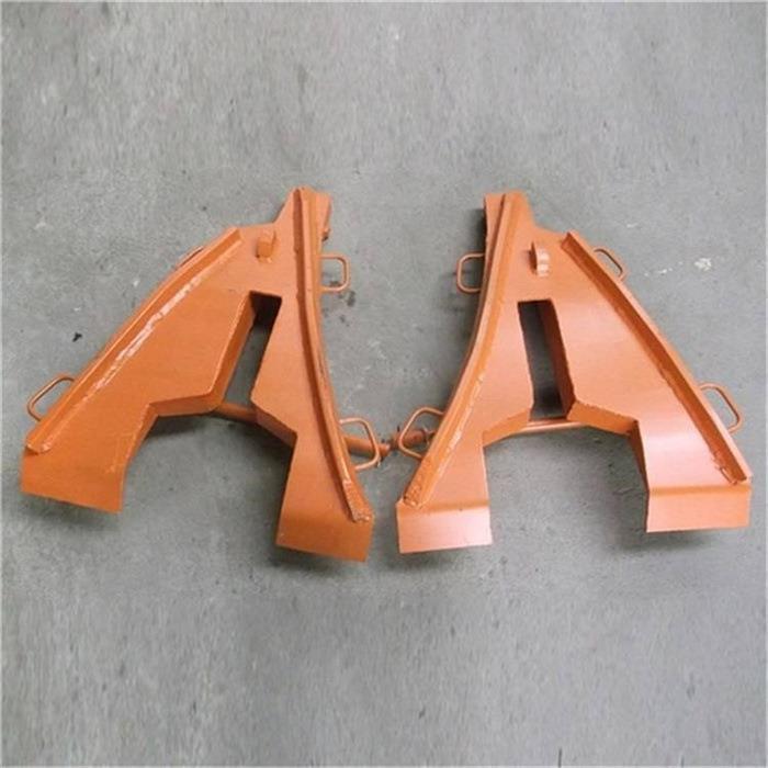 矿车复轨器现货 30公斤人字形复轨 器 铁路钢轨上道器复轨装置