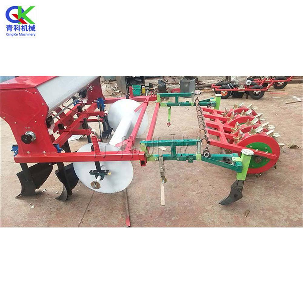 玉米谷物播种机 农田种植管理设备 四行平土铺膜打孔播种一体机