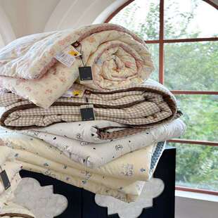 韩式小碎花全棉暗合双人可机洗豆豆春秋被加厚保暖冬被安抚被芯++