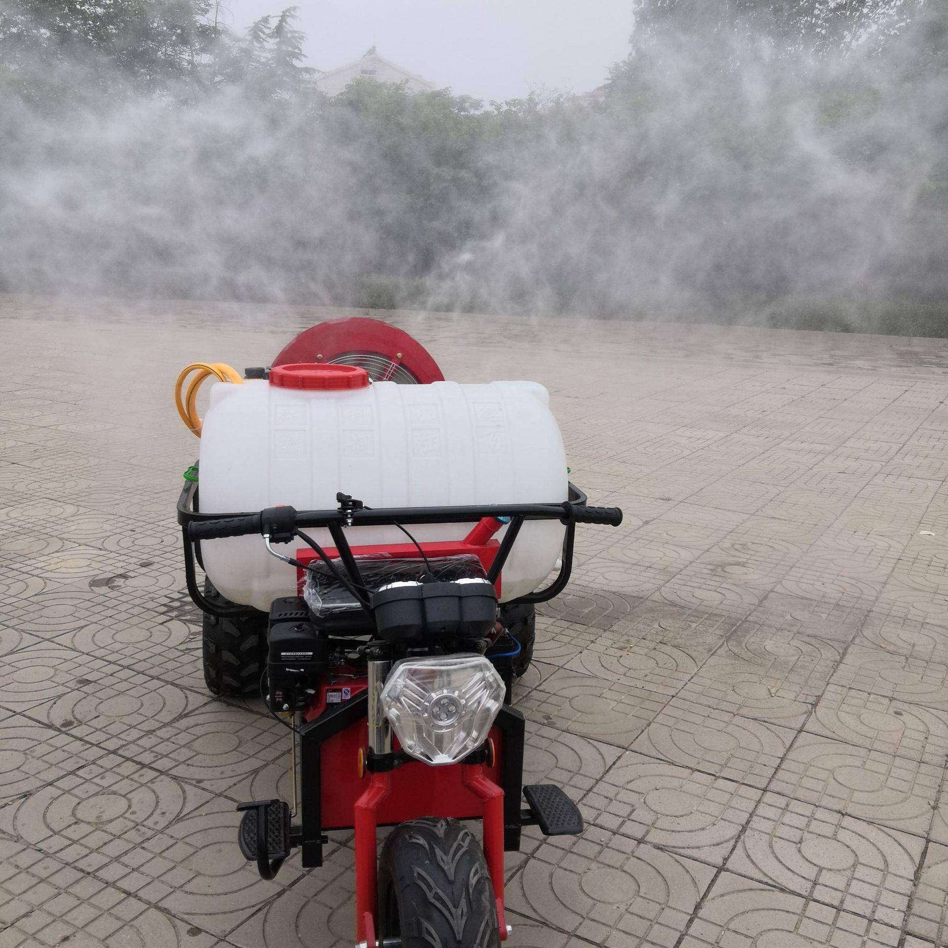 桃园打药机新款风送式高压打药喷雾器乘坐式果树灭虫迷雾机