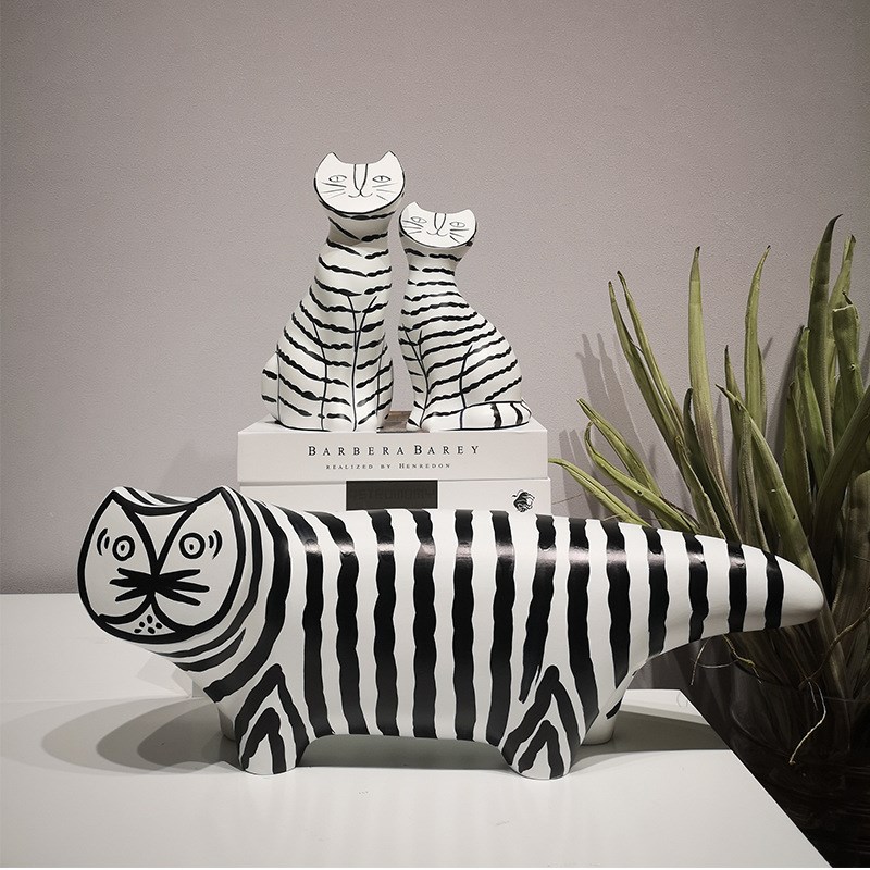 简约现代摆件客厅软装饰品创意树脂黑白条纹猫样板U间玄关北欧摆