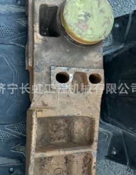 山推 SD22 推土机 154-30-43110t引导轮支架（左）