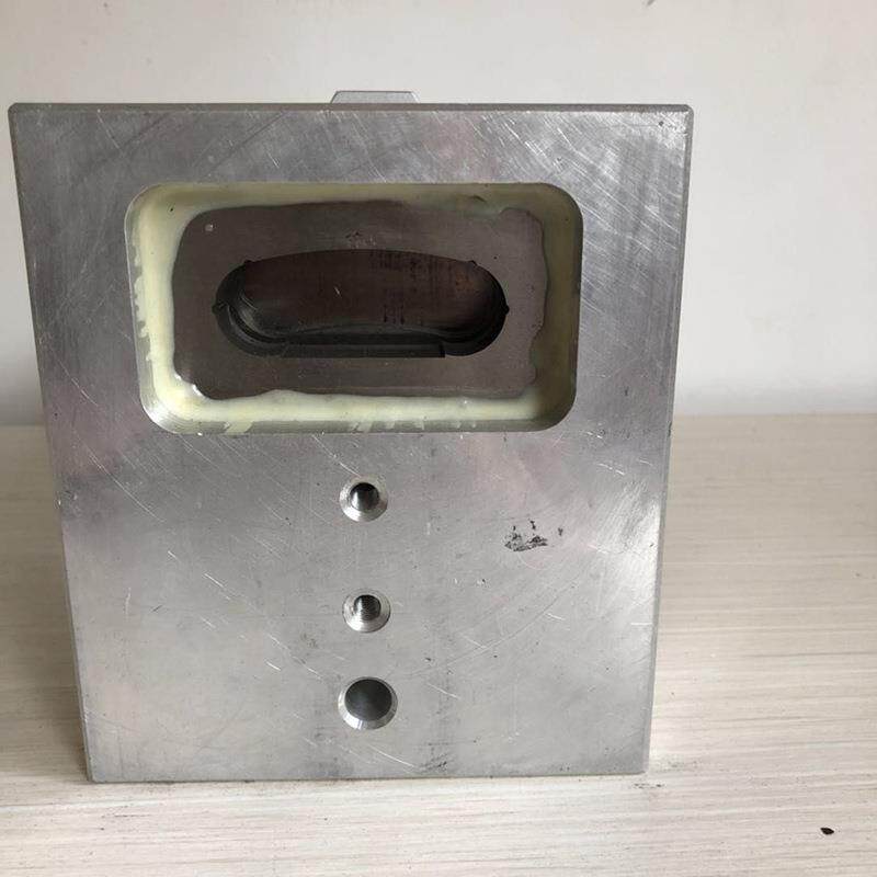 厂家供应塑料袋手提孔打孔机 气动打孔机 常用标准直线型20*75