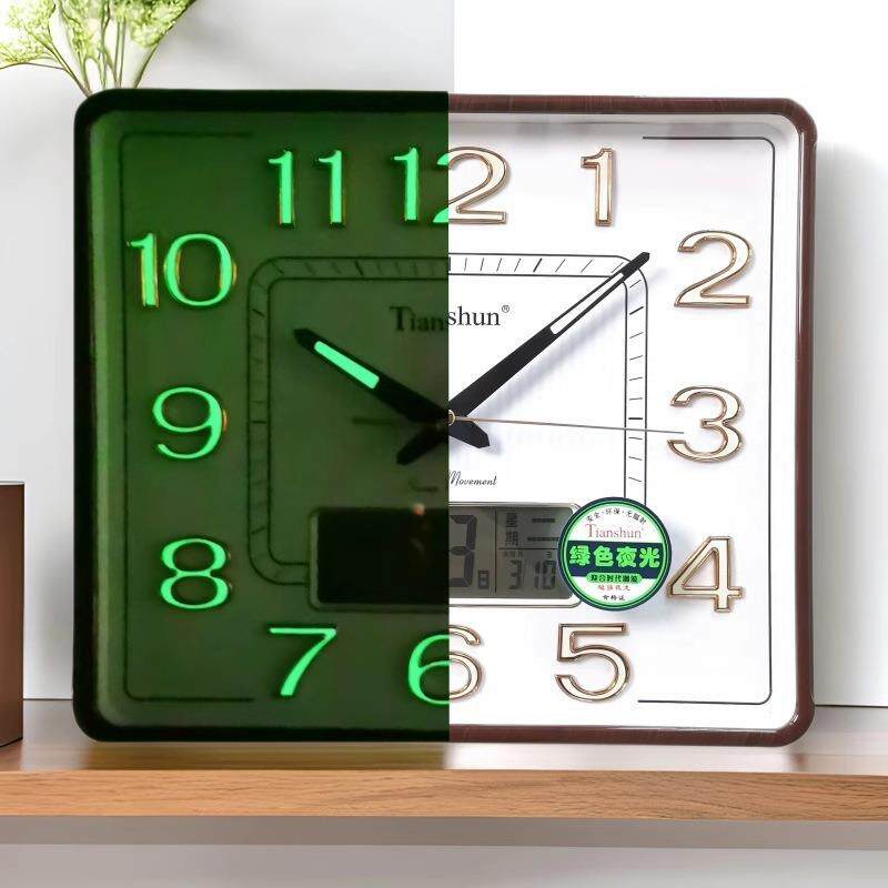 夜光时尚方形钟表家用客厅挂钟创意石英钟卧室设计时钟静音轻奢