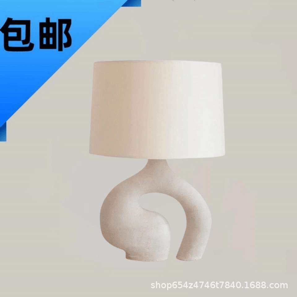现代简约创意客厅台灯北欧布艺卧室床头书房艺术设计师样板间台灯