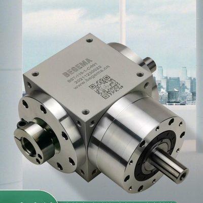 宝戈玛精密转向器90度直角减速机胀套输出斜齿换向器60伺服转换箱