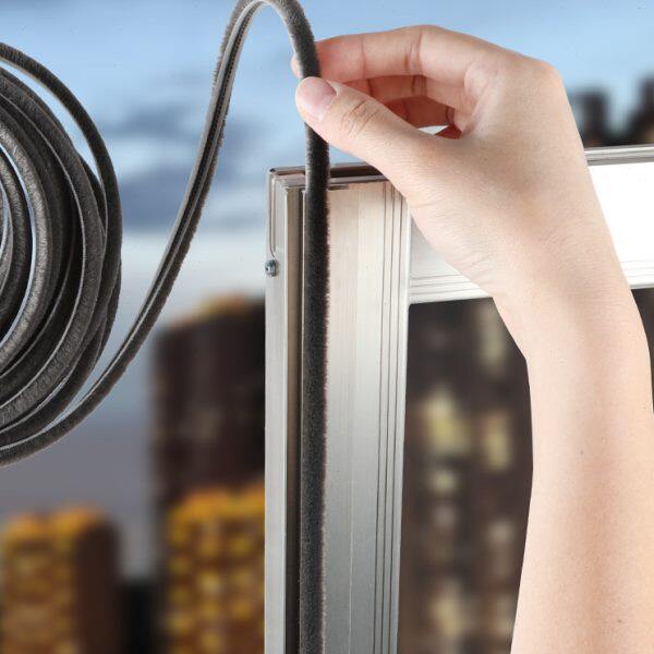 门窗密封条纱窗封边条铝合金塑钢窗防蚊纱窗缝隙填充自粘密封毛条