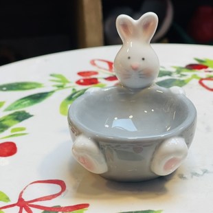 陶瓷兔子蛋托工艺品礼物摆件x创意不规则鸡蛋架单个家用早餐小味