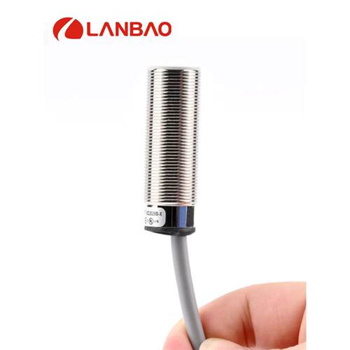 上海兰宝LR18XBF08DNOY远距离电感传感器8mmNPN 金属圆柱接近开关