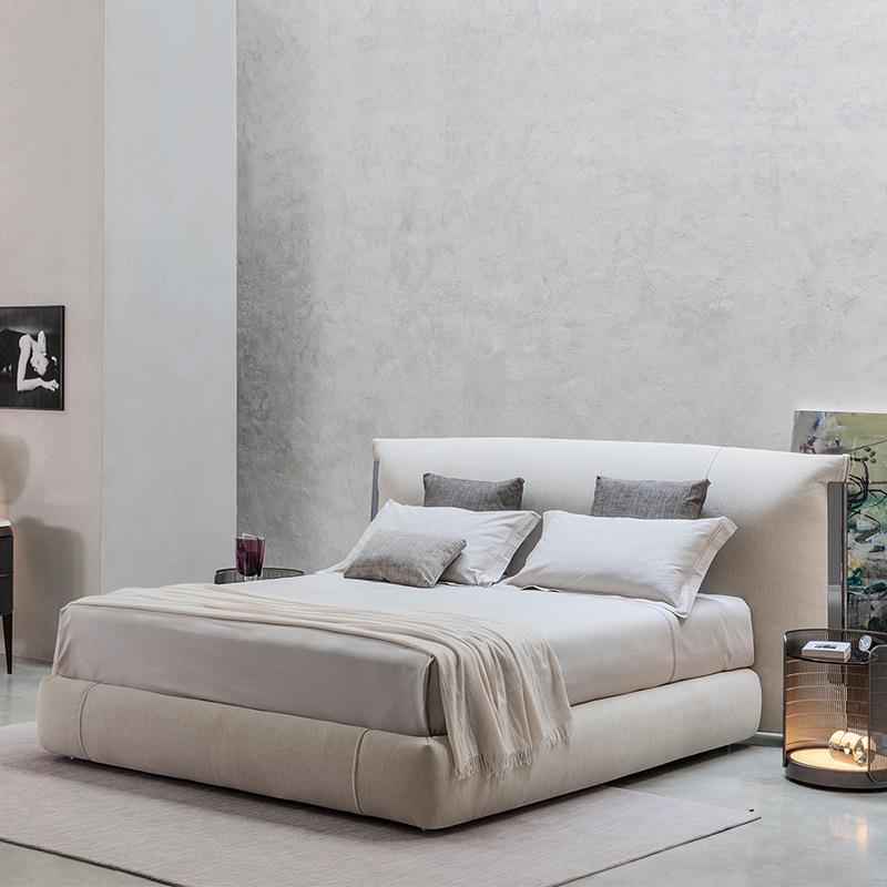 Flou意式轻奢磨砂布软床双人主卧床金属饰边Amal设计师床宽屏床