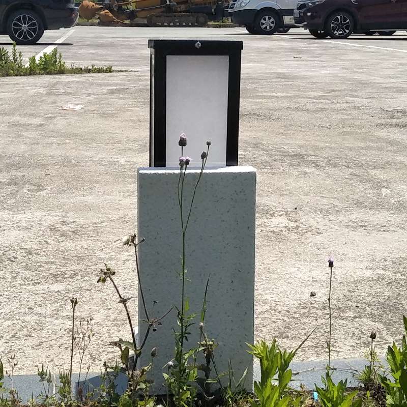 现代简约LED仿石漆草坪灯花园别墅庭院矮柱灯室外防水小区草地灯