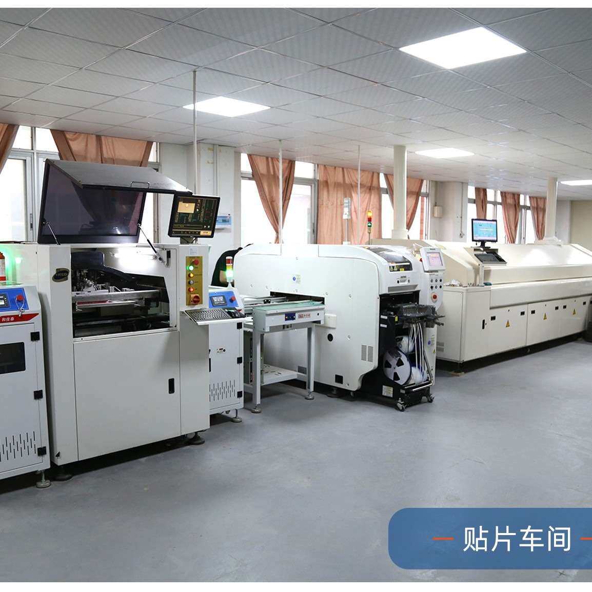 跨境简约LCD墙贴钟数字静音壁挂钟客厅卧室书房商务场所多用闹钟