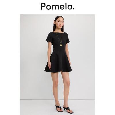 Pomelo 黑色一字肩连衣裙收腰显瘦气质A字短款迷你连衣裙女