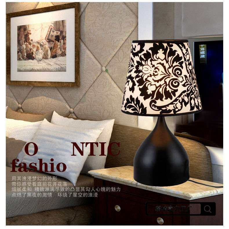 北欧触摸遥控调光现代简约时尚创意节能台灯卧室床头灯书房卧室布