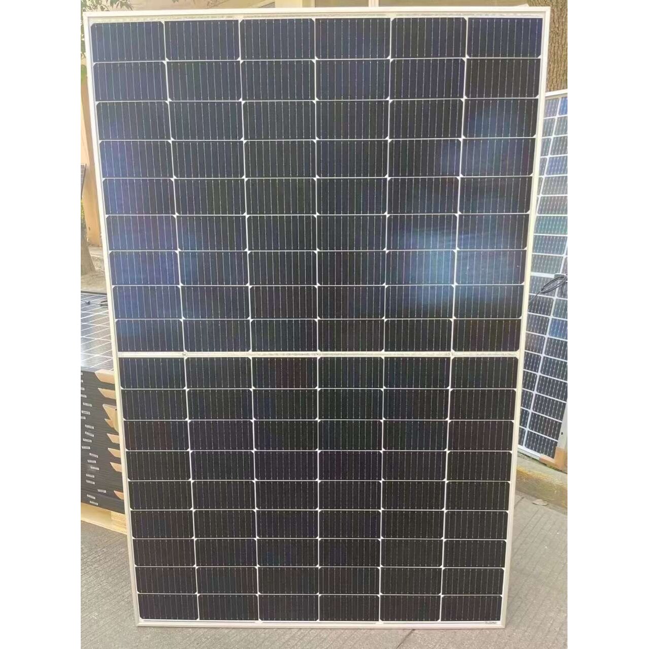 英利太阳能发电板A级带质保库存充足400w405w410w415W需要的联系